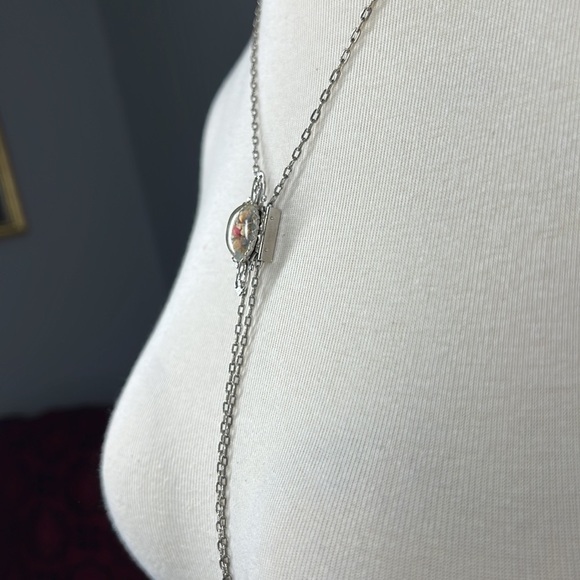 Vintage Lariat Necklace with Dried Flowers and Tassels - Picture 3 of 8